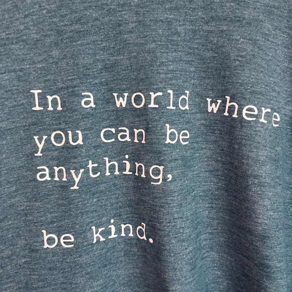 Om & Ah London “Be Kind” Roll Tee NWT Women’s Size XXL - Picture 3 of 8
